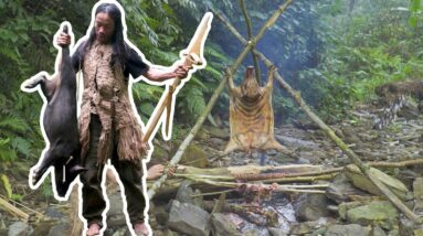 365 DAYS survive in the forest with just a knife - JUNGLE MAN