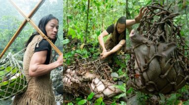 30 DAYS SOLO BUSHCRAFT - JUNGLE MAN proves he's the king of hunters in the jungle