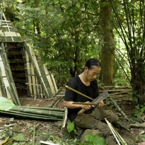 60 Days Solo Bushcraft - Build bamboo tents, eat rats