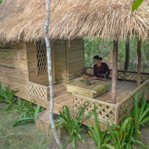 The Most Beautiful Survival Bamboo House by Girl survival shelter ideas