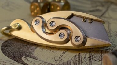 12 SURVIVAL GADGETS EVERY MAN MUST OWN