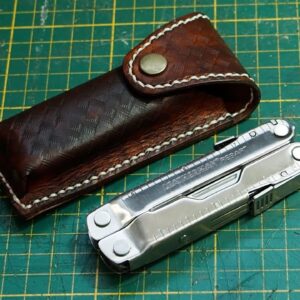 Leatherman Rebar - Making an old-style Leather Pouch!