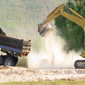 Amazing Caterpillar 311B Excavator || Incredible Excavator Help Land Truck