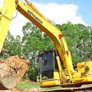 Komat'su PC 130 \ Excavator Digging Pond With Land Trucks