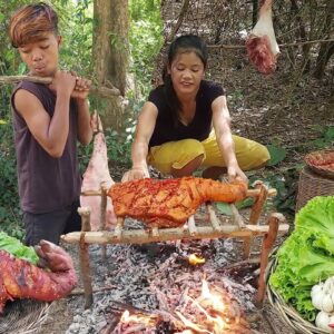 Yummy! Pork thigh grilled with Hot spicy chili So delicious food for dinner, Survival cooking