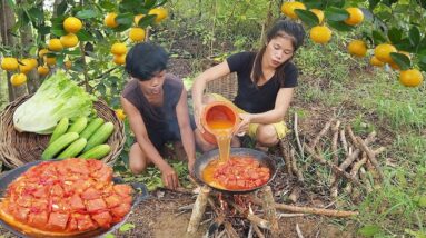 Yummy! Pork salad curry hot spicy chili so delicious food for dinner, Survival cooking