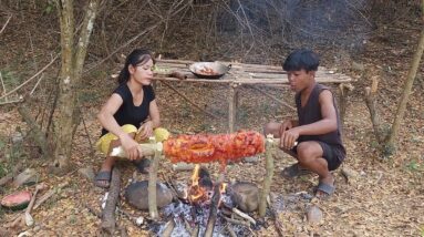 Spicy pork cooking is Tasty recipe for dinner, Survival cooking