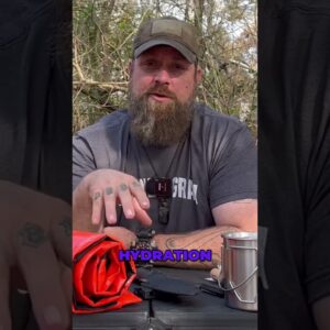 ☔👕Survival Gear You Can't Find in Nature