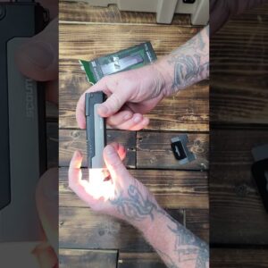 SCOUTLITE Vario GB 2000 EDC Flashlight with Green Beam, White and Warm LED  https://amzn.to/3YAOgI6