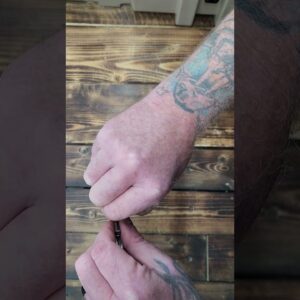 NexTool Micro Sailor Scissors S0, Mini Keychain Multitool Scissors, 8-in-1 https://amzn.to/459TfTI